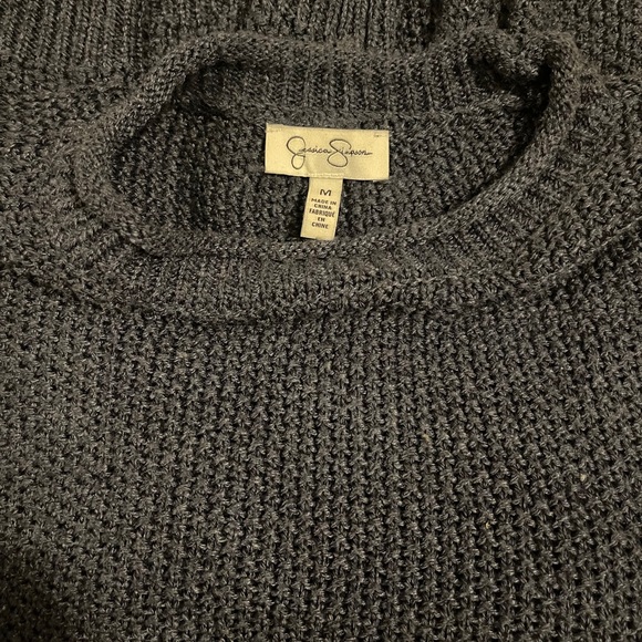 Jessica Simpson Women’s Medium Blue Knit Sweater - Picture 2 of 2